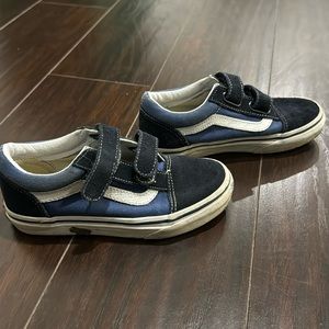 Vans blue and white
